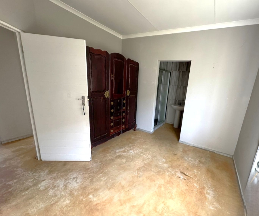 To Let 3 Bedroom Property for Rent in Santareme Eastern Cape